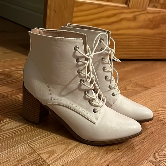 Chase + Chloe Shoes - BOGO Chase + Chloe White Lace-Up Ankle Boots with Stacked Heel